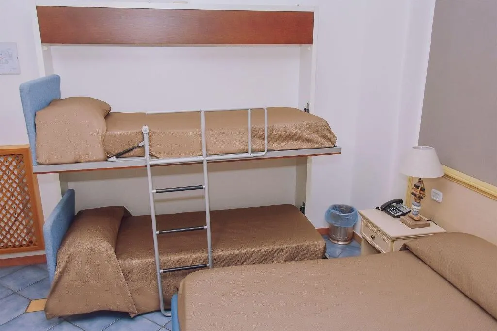Room, Hotel Piccolo Sogno, Naples