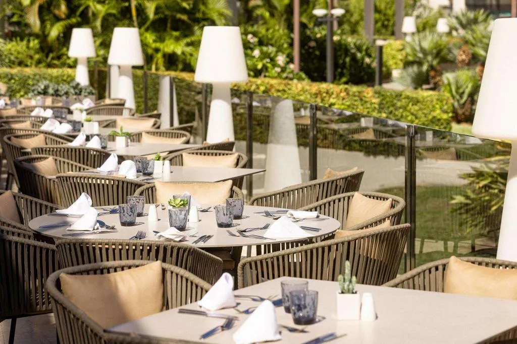 Restaurant, Zafiro Palace Palmanova, Majorca
