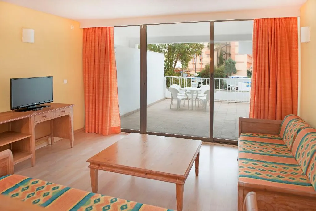 APARTMENT GARDEN VIEW Room, Iberostar Waves Ciudad Blanca, Majorca