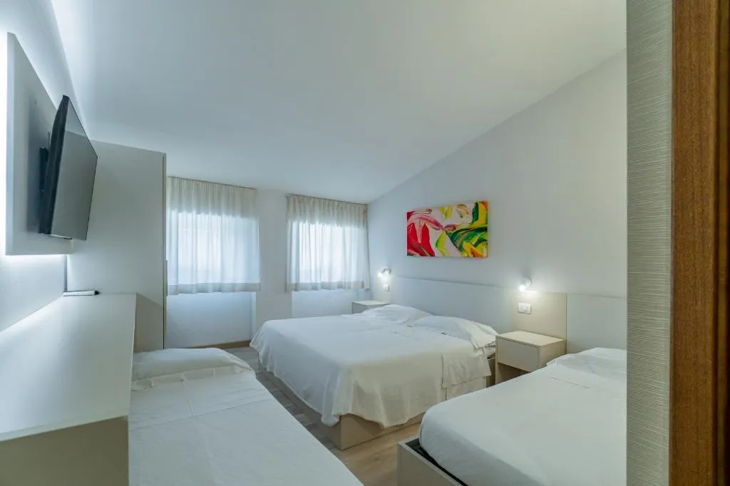 QUADRUPLE DELUXE Room, Hotel Bellavista, Perugia