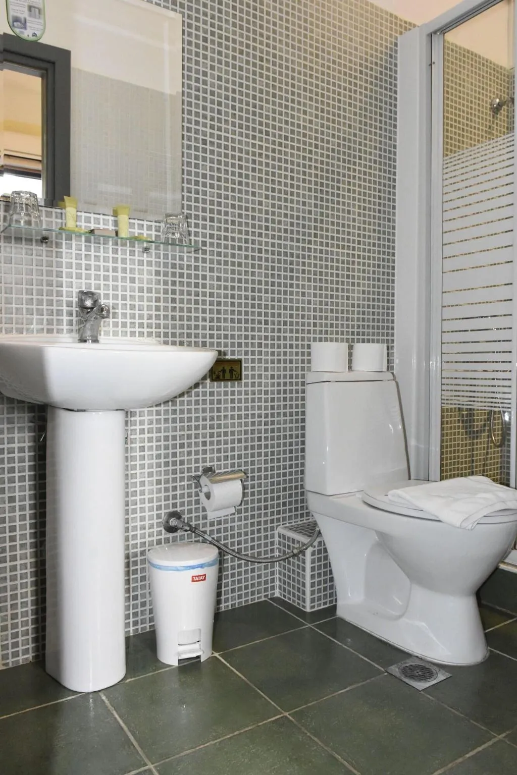 Room, Rent Rooms Thessaloniki, Halkidiki