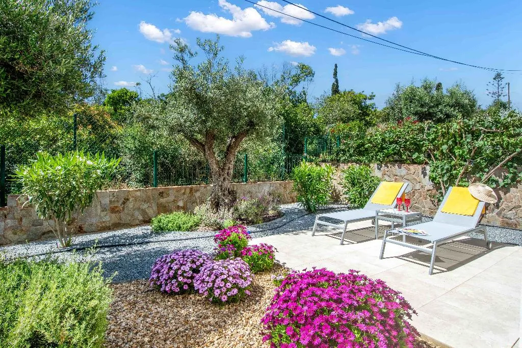 TOWNHOME THREE BEDROOMS Room, Carvoeiro Gardens, Algarve
