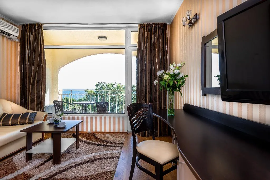 DOUBLE SUPERIOR SEA VIEW Room, Elpida Beach, Varna