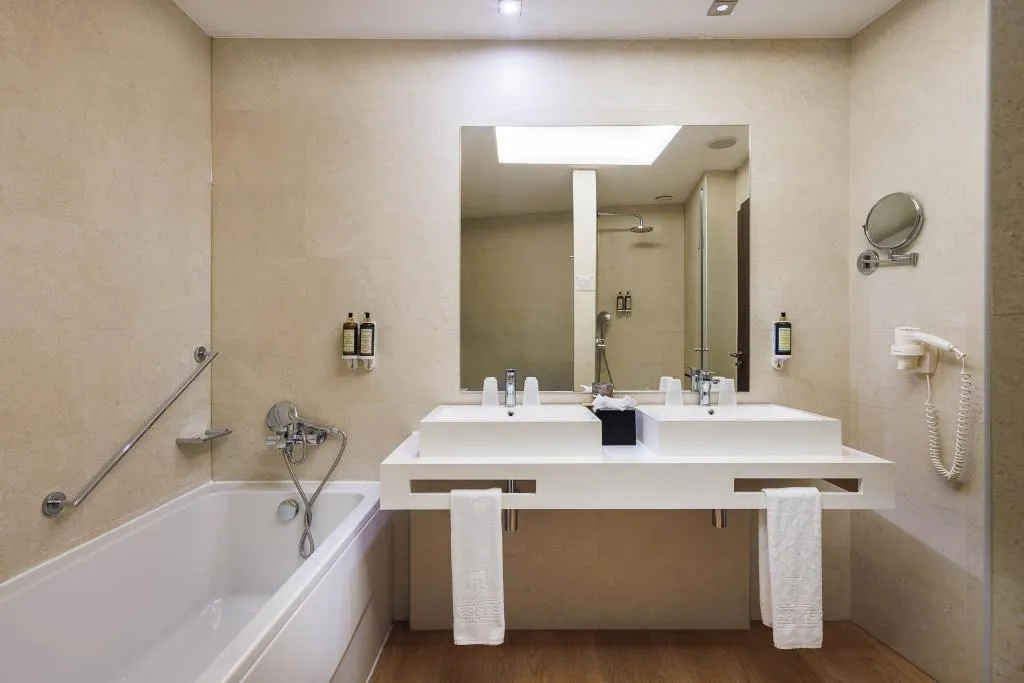 SUITE CLASSIC Room, Jupiter Albufeira Hotel – Family & Fun, Algarve