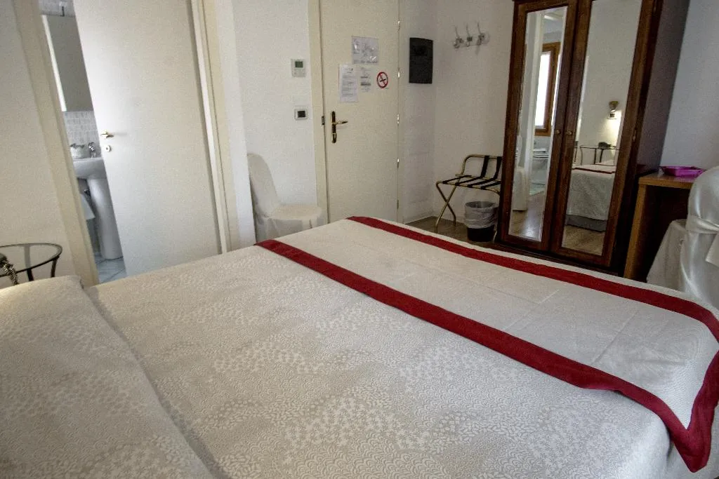 DOUBLE STANDARD Room, Antigo Trovatore, Venice