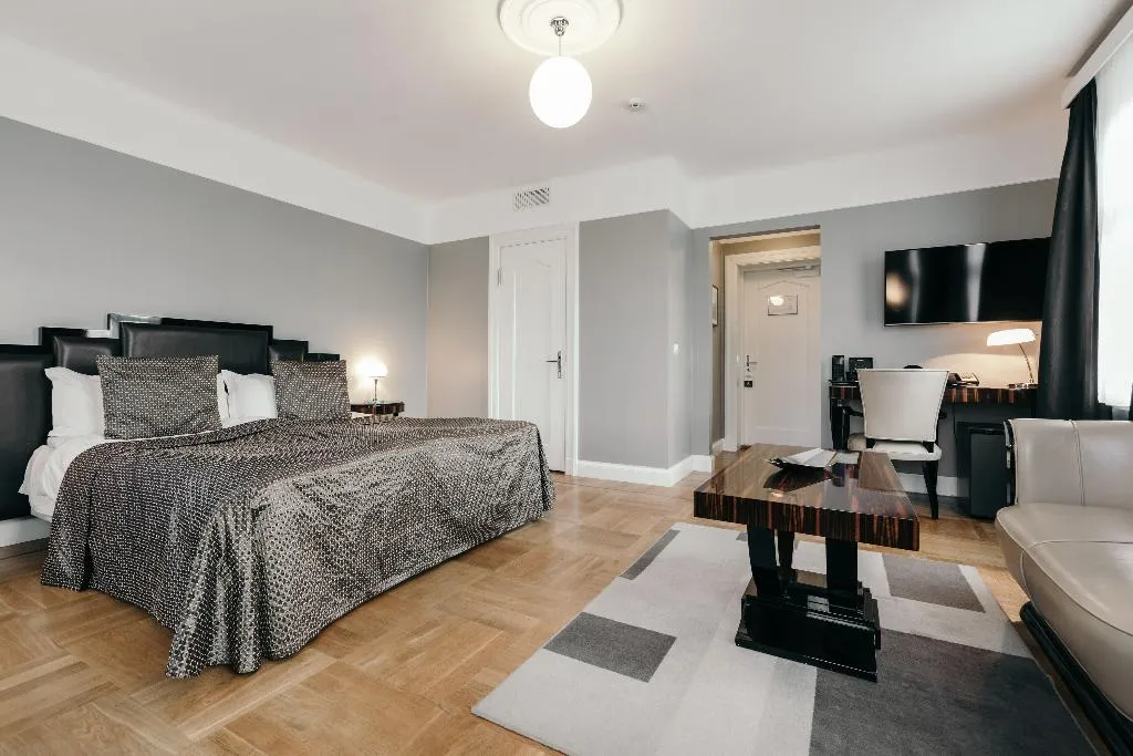DOUBLE DELUXE Room, Borg by Keahotels, Reykjavik