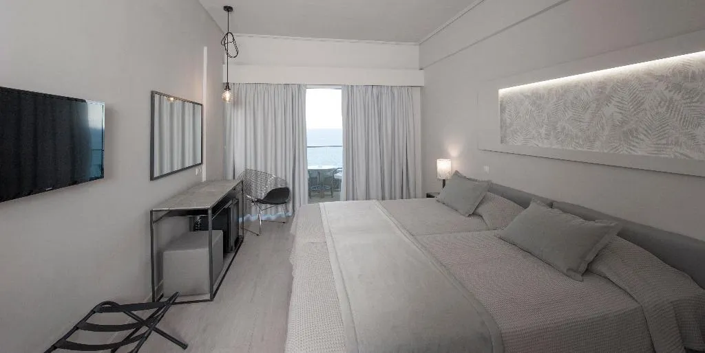 Room, King Saron Club Marmara, Athens
