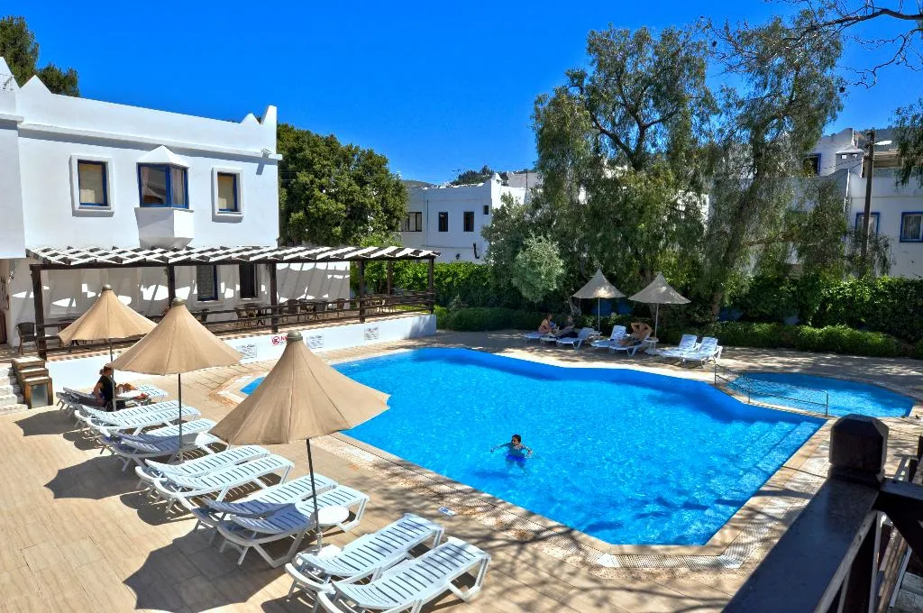 Pool, Atrium, Bodrum