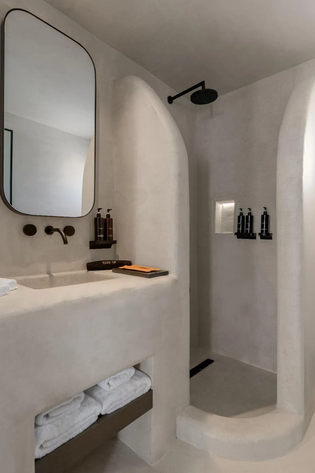 Double or Twin DELUXE WITH JACUZZI Room, Rocabella Mykonos Hotel, Mykonos
