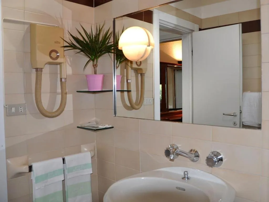 Room, Golf Hotel Resort, Milan