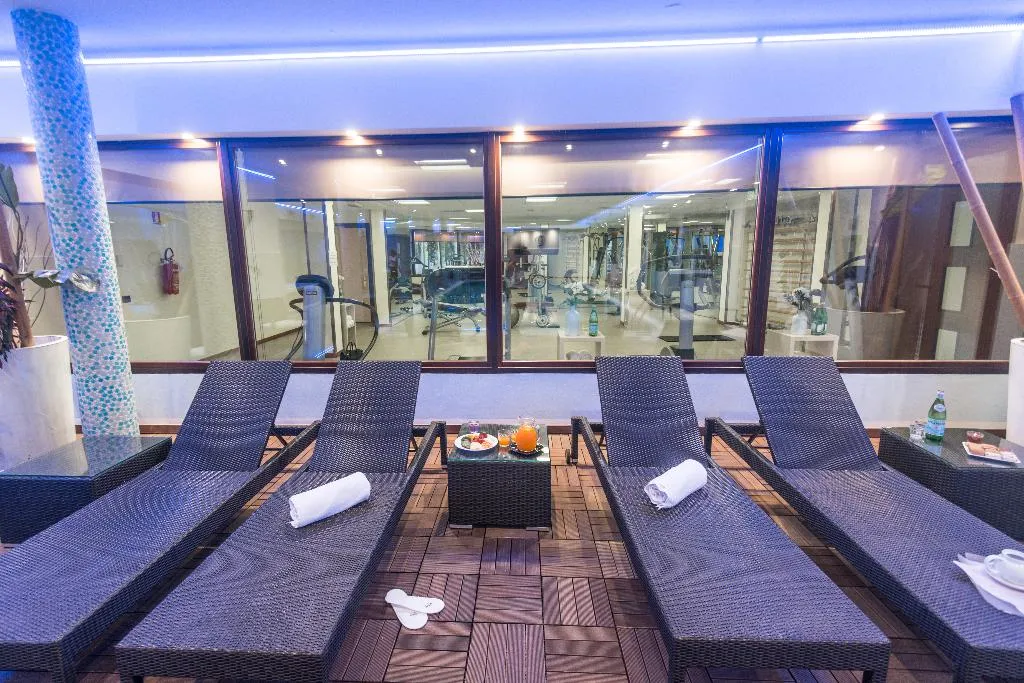 Sports and Entertainment, As Hotel Cambiago, Milan