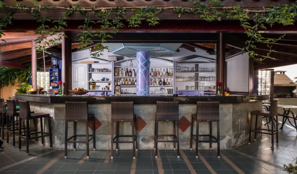 Bar, Nireas Hotel, Crete