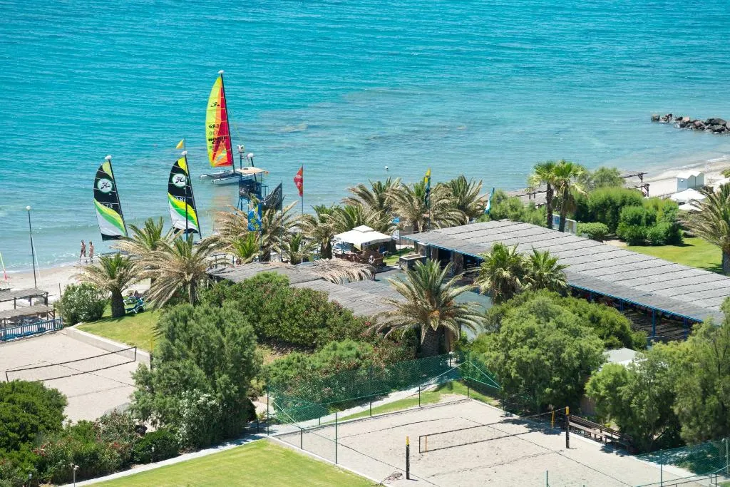 Sports and Entertainment, Robinson Daidalos, Kos