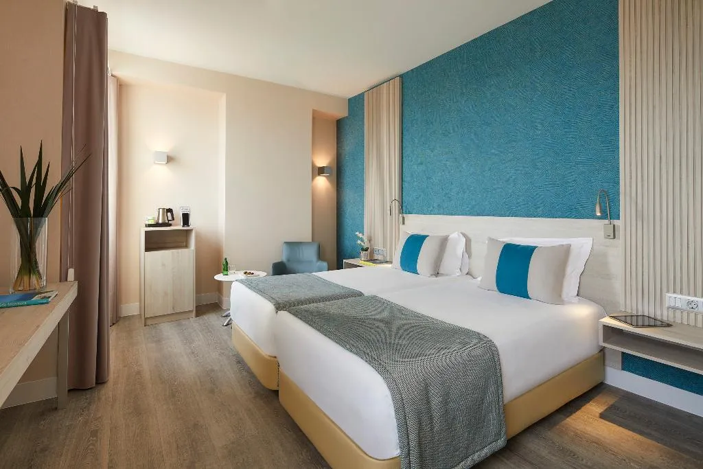 Double or Twin PREMIUM Room, Occidental Faro, Algarve
