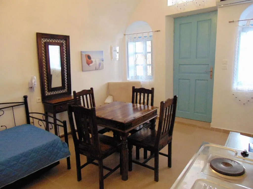 SUITE STANDARD Room, Angels Suites Of 1870, Santorini
