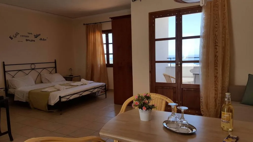 JUNIOR SUITE GARDEN VIEW Room, Amazones Village Suites, Crete