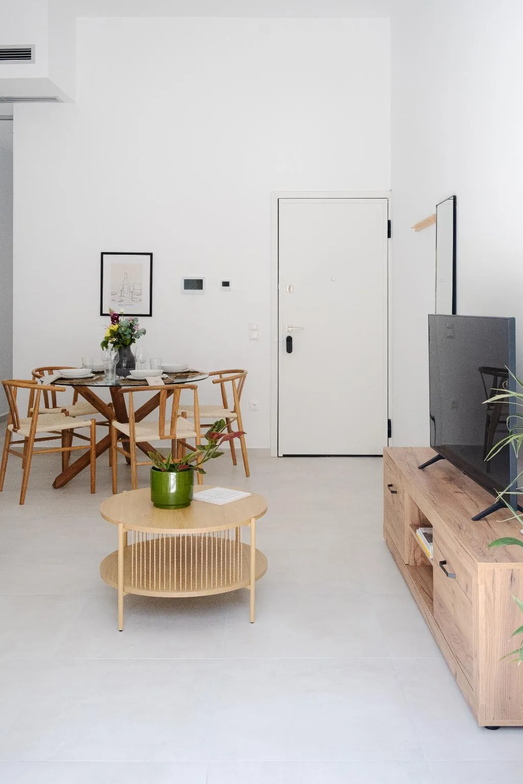 APARTMENT SUPERIOR WITH BALCONY Room, Noon Smart Residences, Athens
