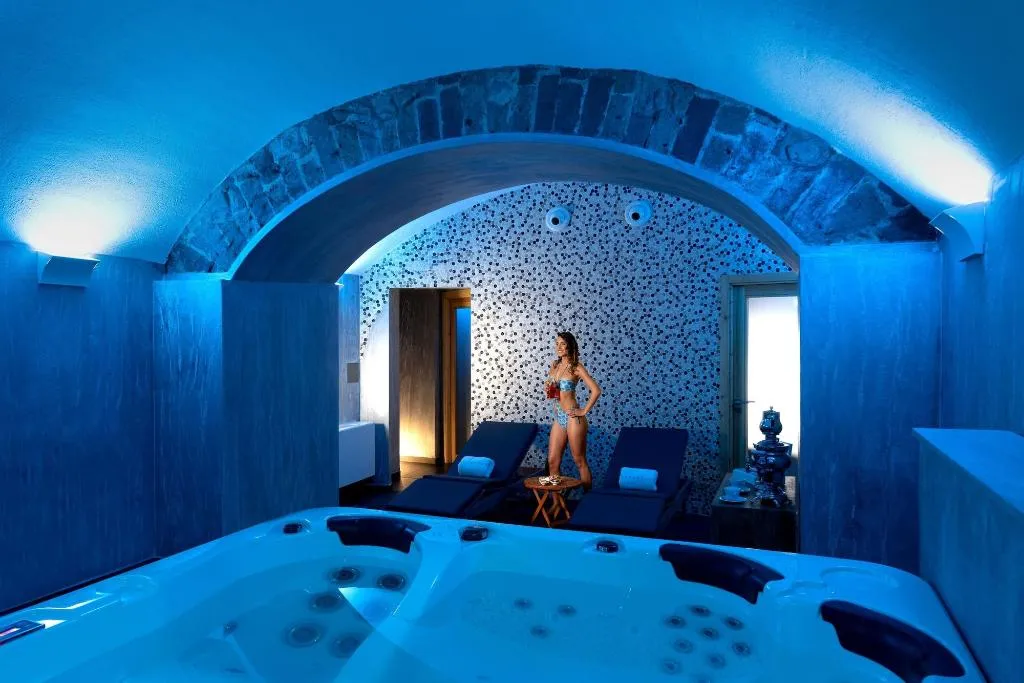 Sports and Entertainment, La Fornace Relais & Spa, Naples