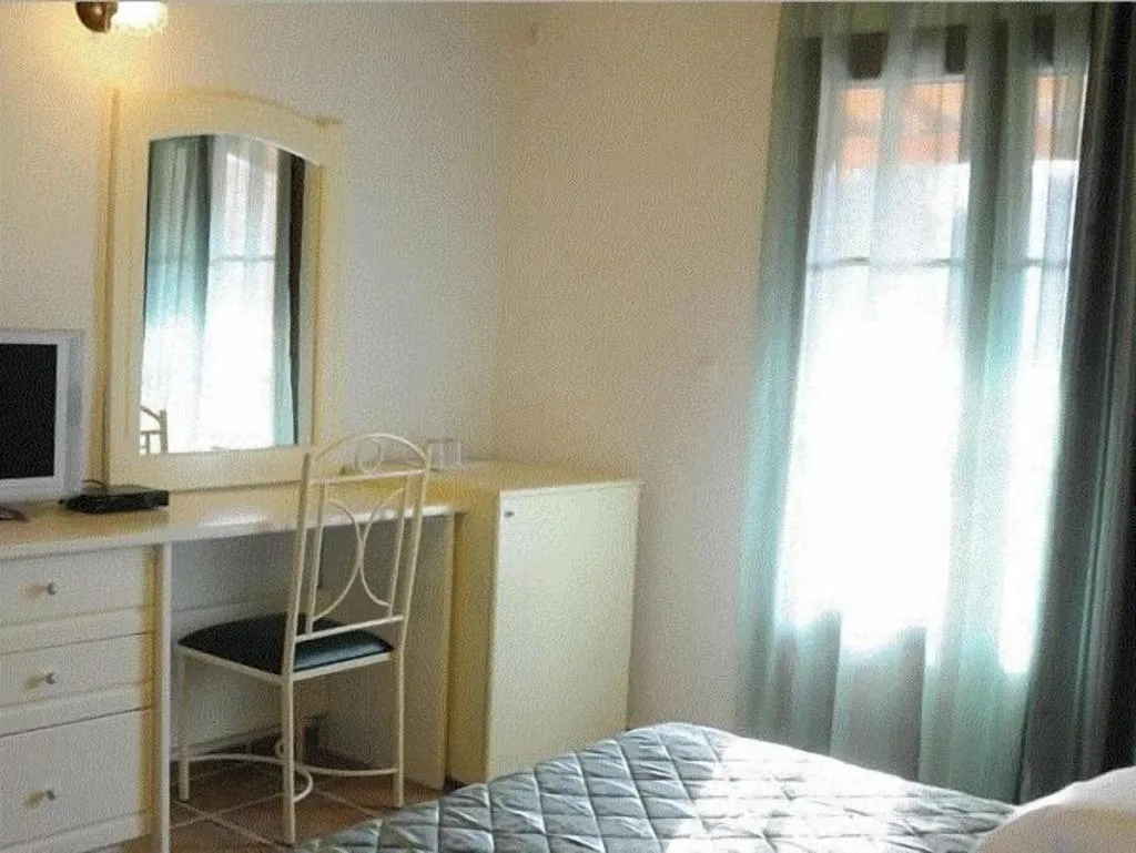 Room, Skiathos Island Suites, Skiathos