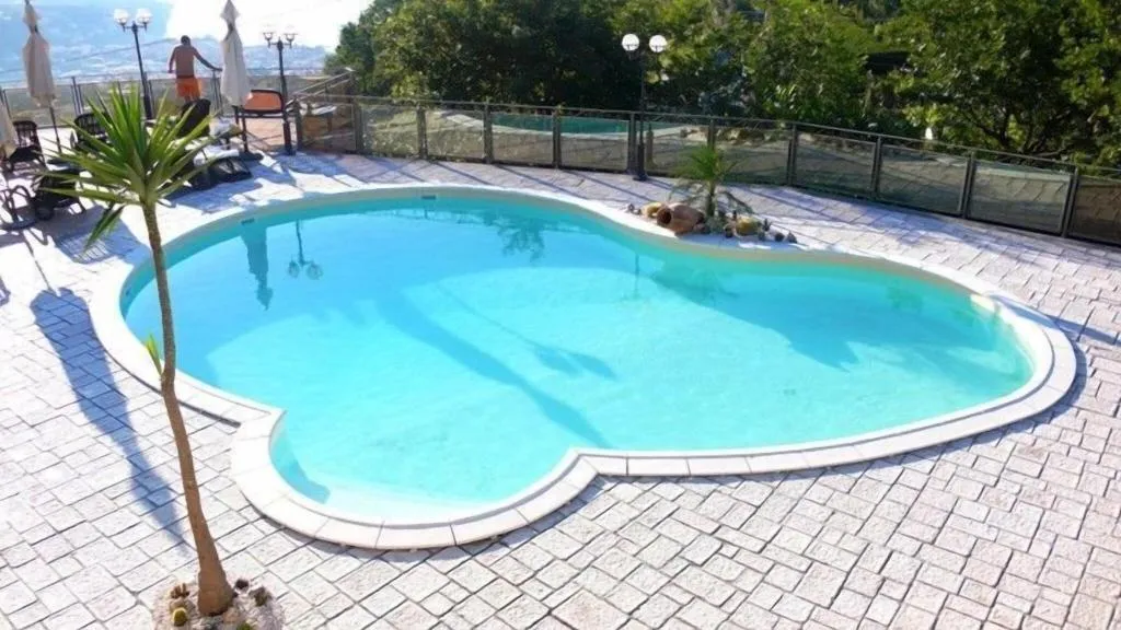 Pool, Hotel Prestige, Naples