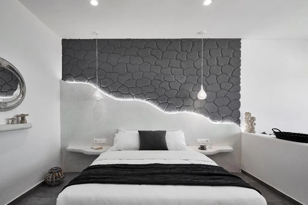 SUITE HONEYMOON Room, Golden East, Santorini
