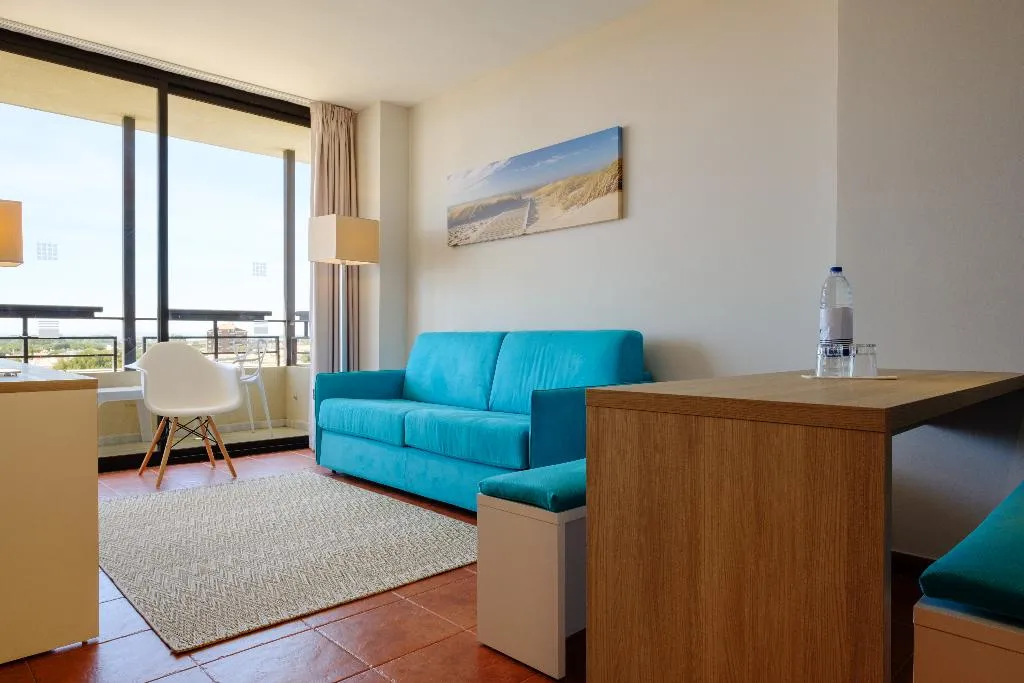JUNIOR SUITE CAPACITY 3 Room, Estival Islantilla, Costa De La Luz