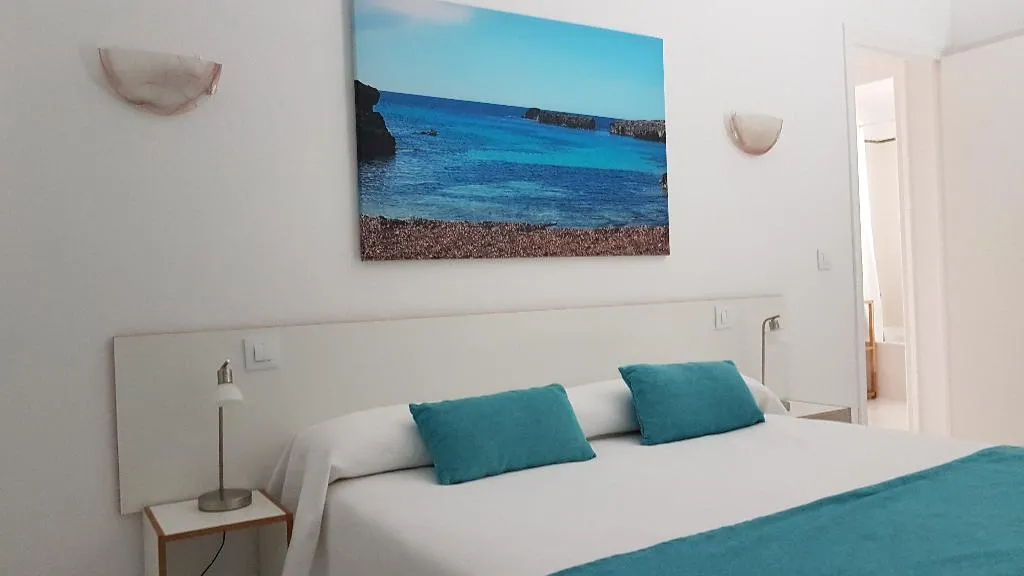 APARTMENT TWO BEDROOMS WITH AIR CONDITIONING Room, California I&II, Menorca