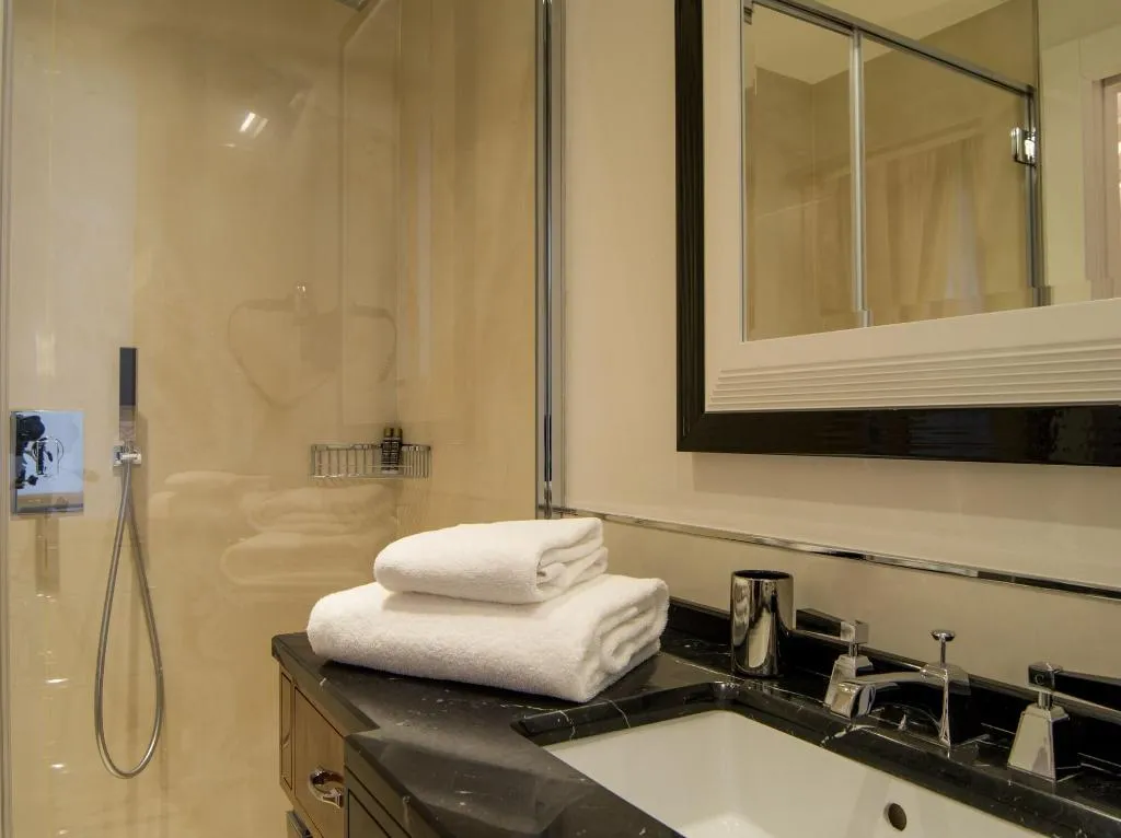 Room, Luxury Duomo Rooms, Milan
