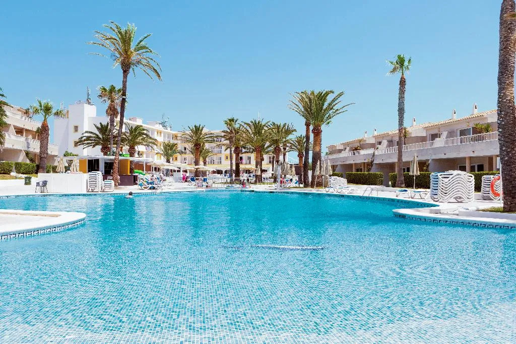 Pool, Hotel Globales Los Delfines, Menorca