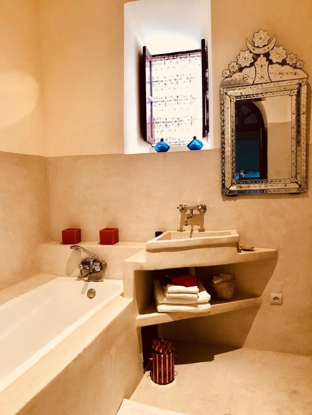 Room, Riad Tizwa, Marrakech
