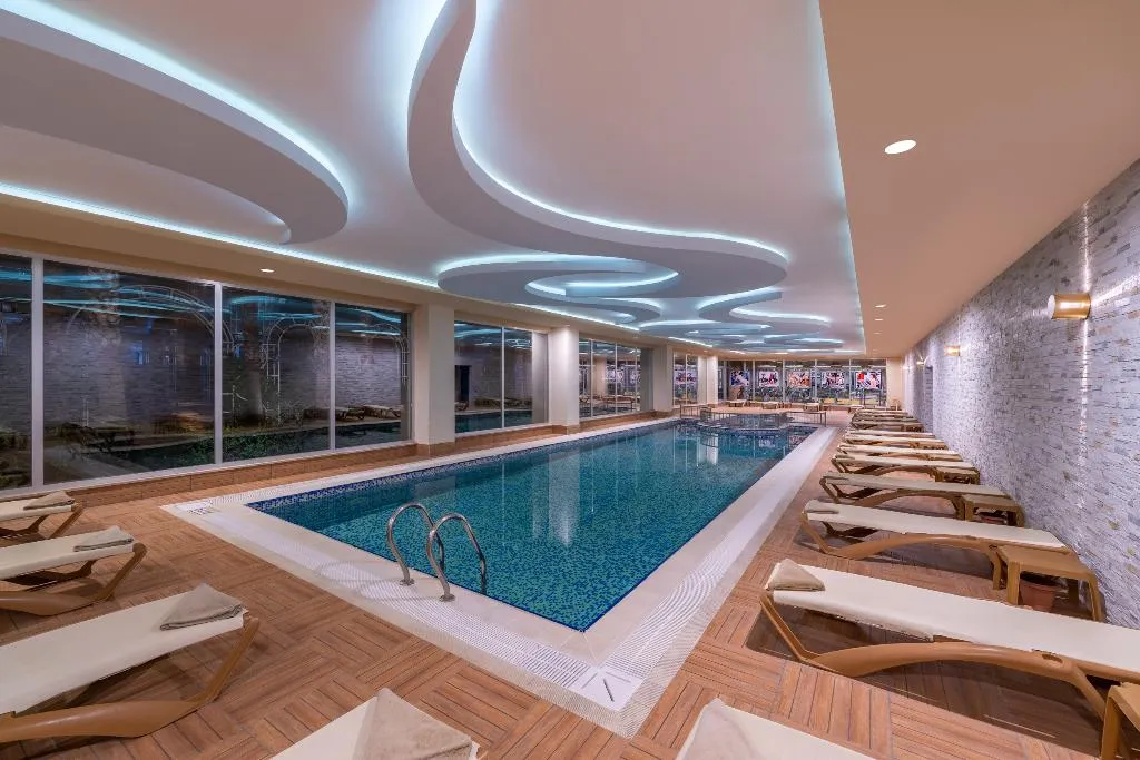 Pool, Royal Garden Beach Hotel, Antalya