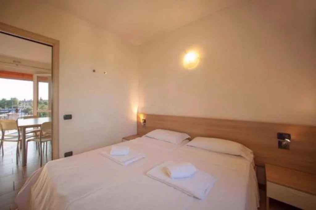 BUNGALOW BUNK BED Room, Resort The Garda Village, Milan