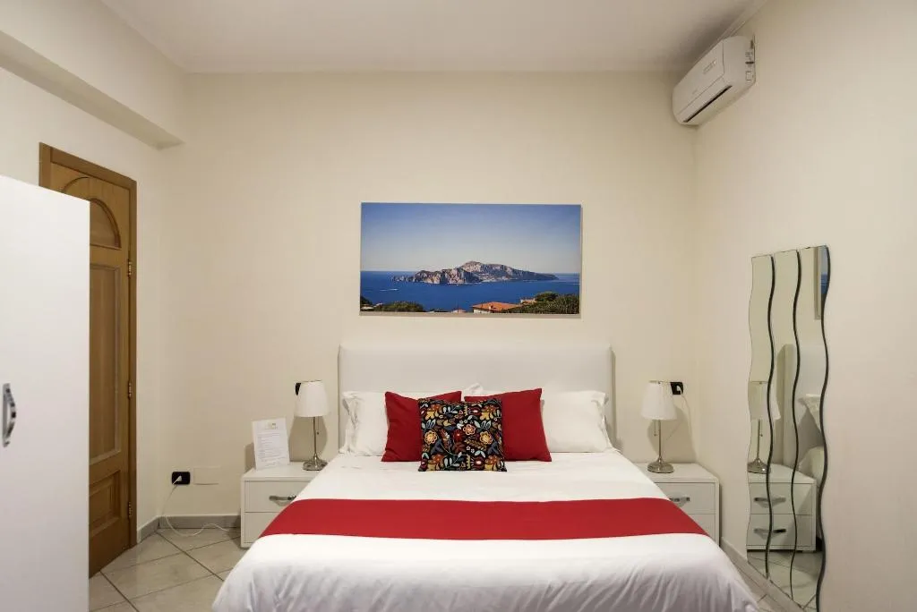 Room, Les Chambres Sorrento, Naples