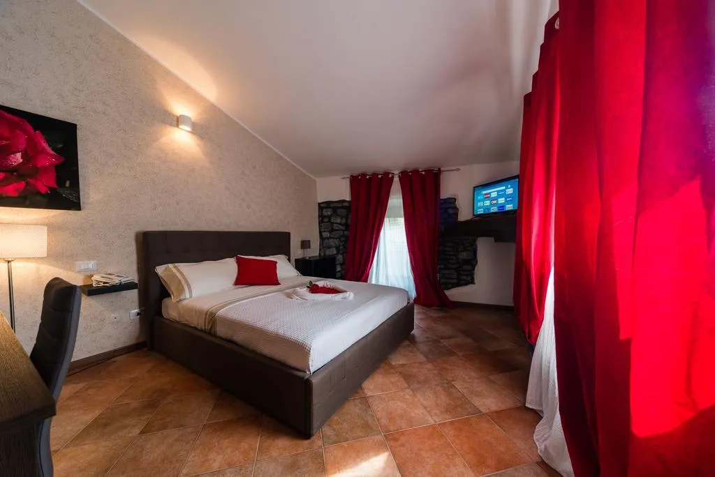 Room, Le Undici Rose, Rome