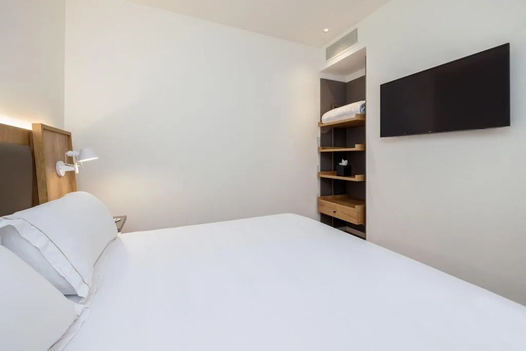 JUNIOR SUITE QUEEN SIZE BED Room, Virgen de los Reyes, Seville