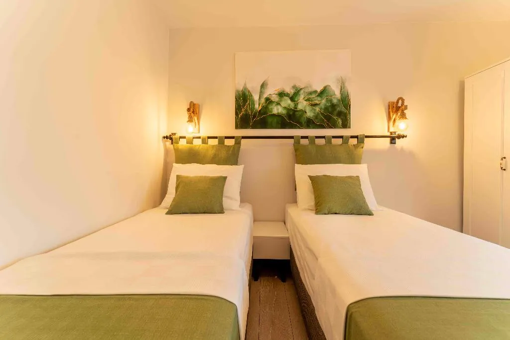 TRIPLE DELUXE Room, Kamkat Hotel, Antalya