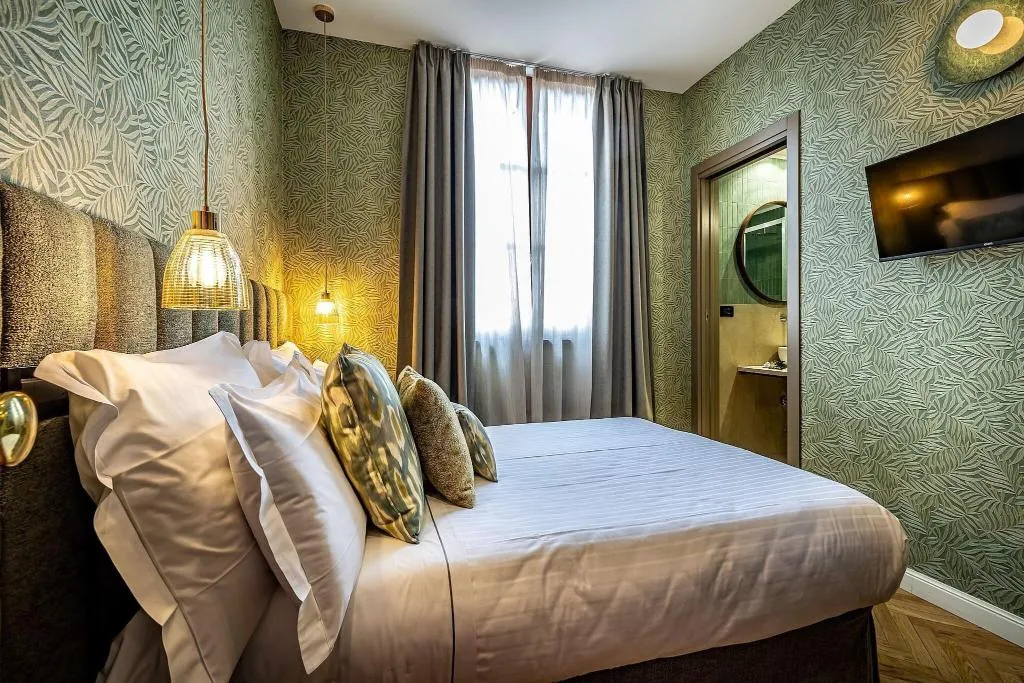 DOUBLE ECONOMY Room, Duomo Firenze, Florence