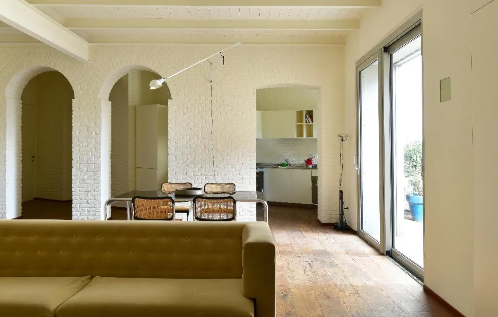 APARTMENT CAPACITY 5 THREE BEDROOM Room, Le Suite Di Palazzo Segreti, Milan
