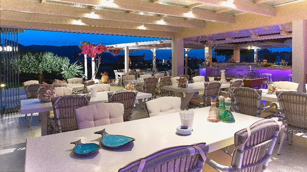 Restaurant, Golden Bay Apartments-Garden Haven, Crete