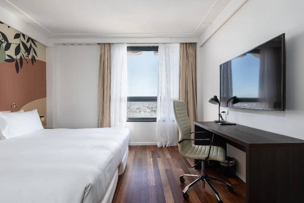 DOUBLE Accessible KING SIZE BED Room, DoubleTree by Hilton Florence Metropole, Florence