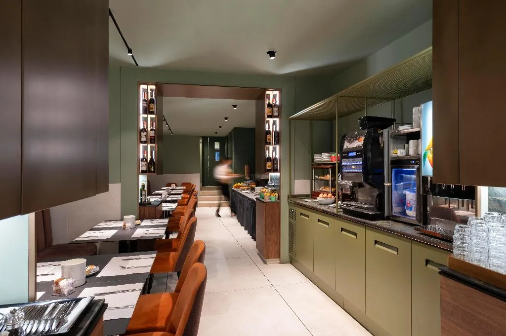 Restaurant, Hiberia, Rome