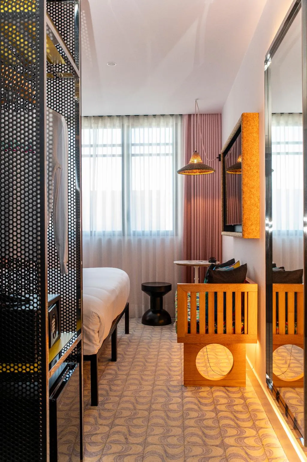 DOUBLE KING SIZE BED Room, Mama Shelter Lisboa, Lisbon