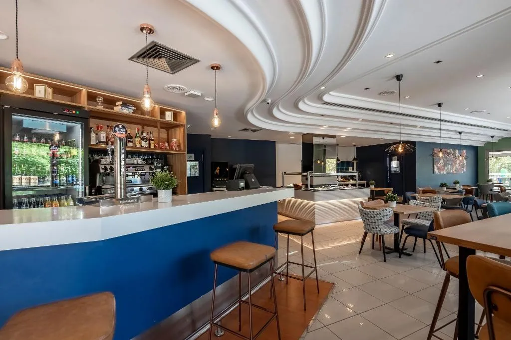Restaurant, Travelodge Alicante Puerto, Costa Blanca
