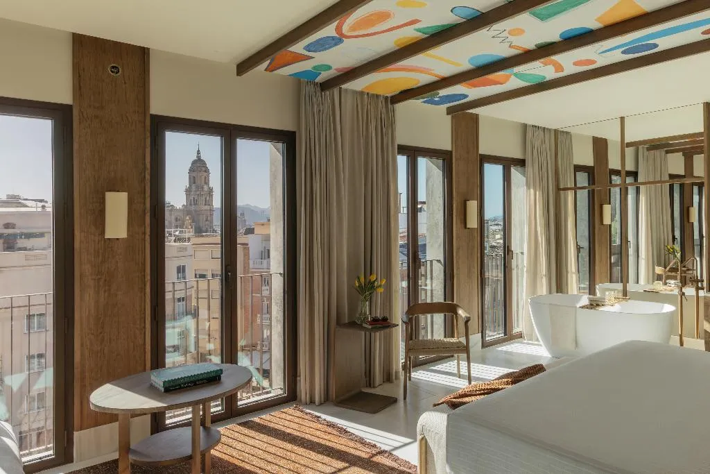 JUNIOR SUITE CITY VIEW Room, ME Málaga, Costa Del Sol