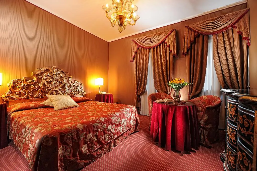 Room, Concordia, Venice