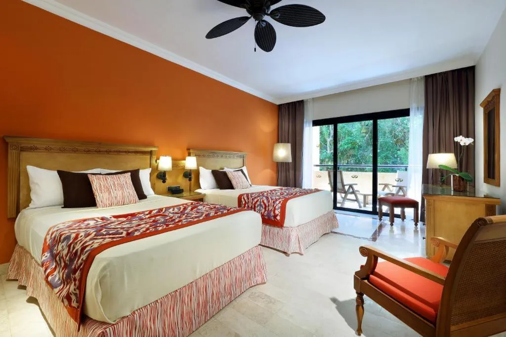 TRIPLE DELUXE GARDEN VIEW Room, Grand Palladium Colonial Resort & Spa All Incl., Cancun Area