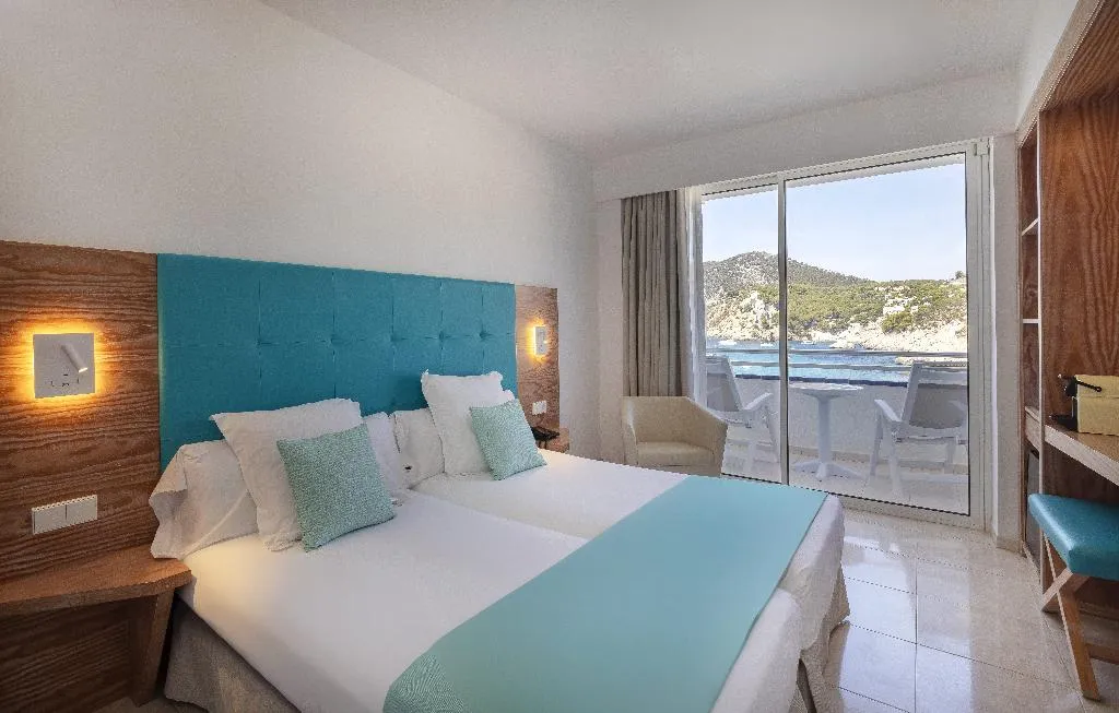 DOUBLE SEA VIEW Room, Alua Gran Camp de Mar Hotel, Majorca