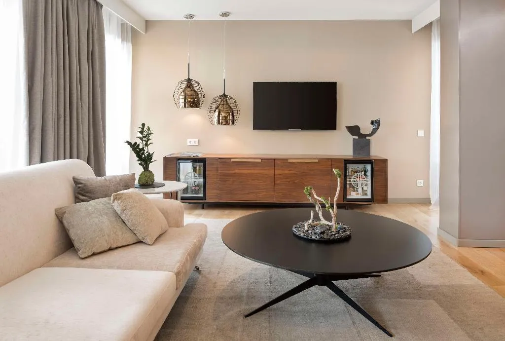 Room, NH Collection Madrid Eurobuilding, Madrid