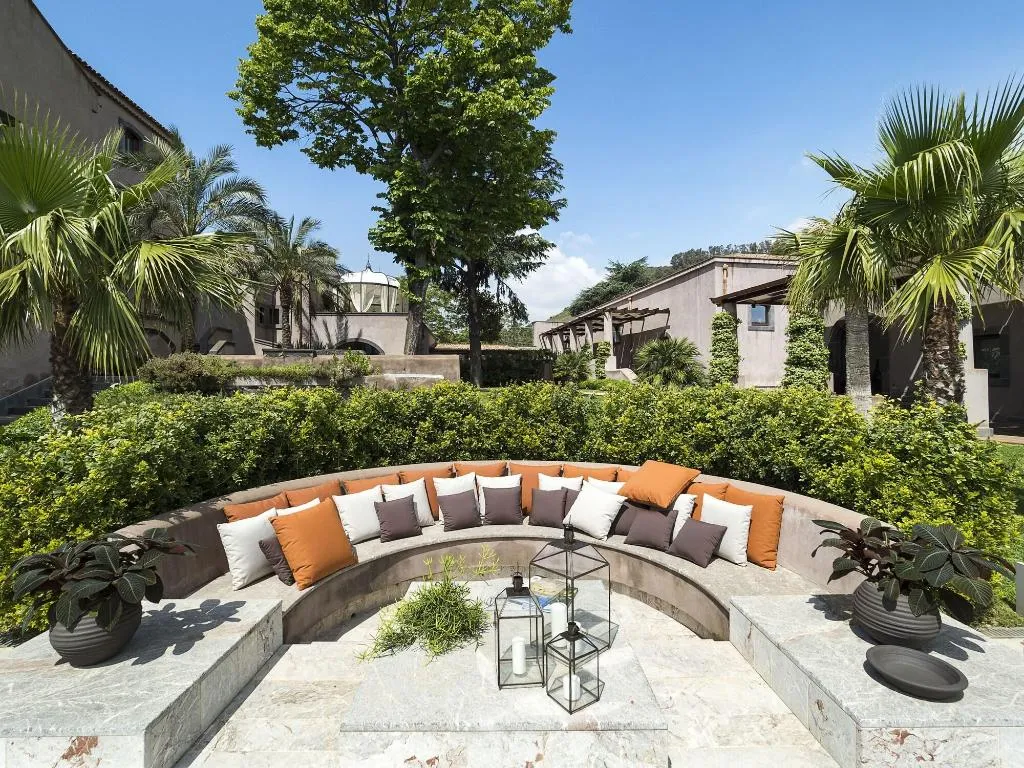 Sports and Entertainment, Relais San Giuliano, Catania