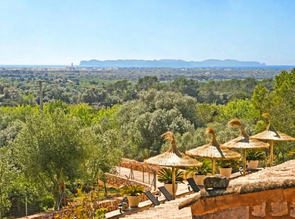 Double or Twin CAPACITY 2 Room, Finca Art 9, Majorca
